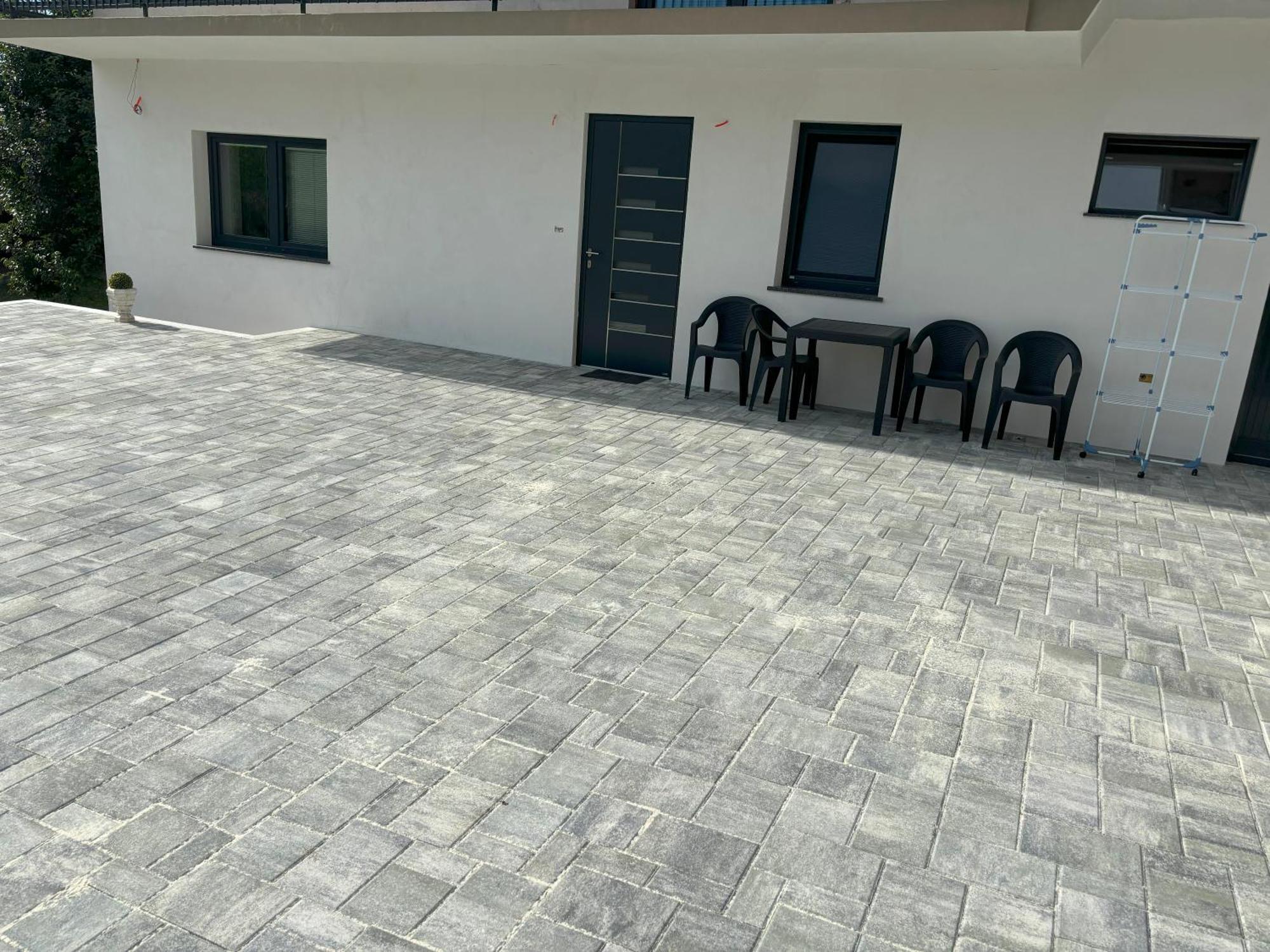 Livan Apartment Tolmin Eksteriør bilde
